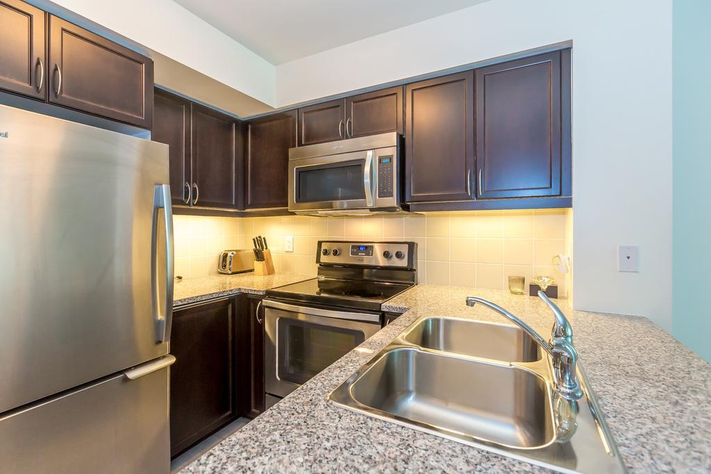 Napa Furnished Suites At Cn Tower & Maple Leaf Square Toronto Cameră foto