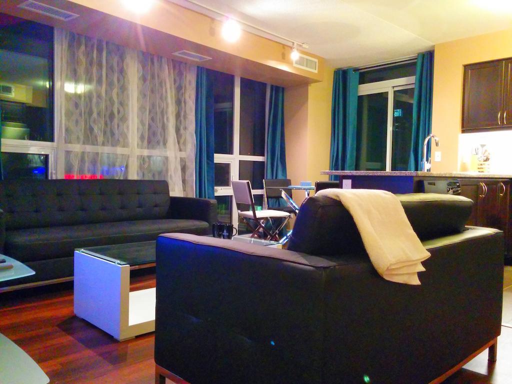 Napa Furnished Suites At Cn Tower & Maple Leaf Square Toronto Cameră foto
